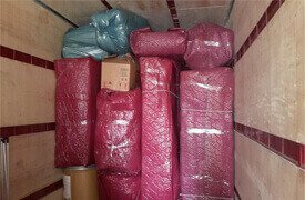 kamyon içine istiflenmiş eşyalar